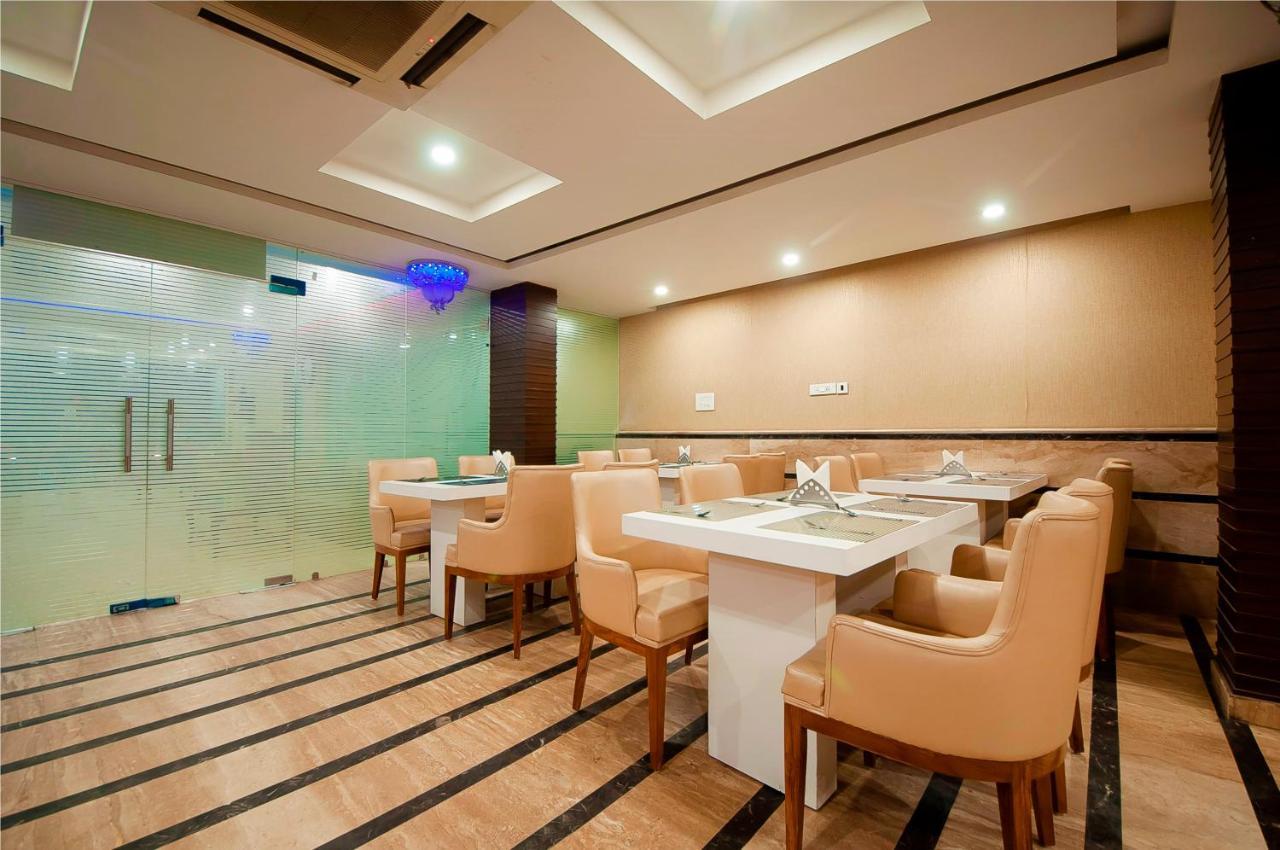 Hotel Fairmint Global Nueva Delhi Exterior foto