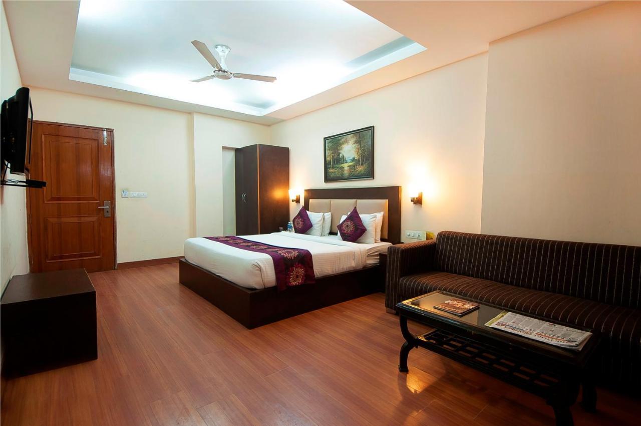 Hotel Fairmint Global Nueva Delhi Exterior foto