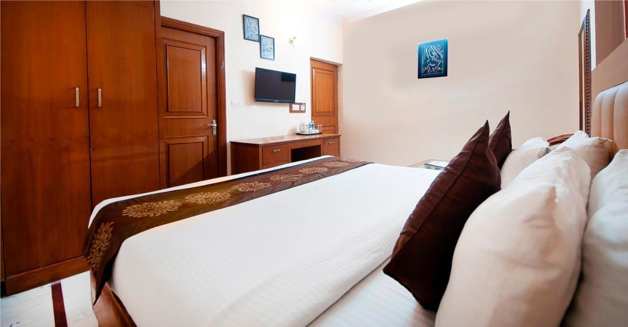 Hotel Fairmint Global Nueva Delhi Exterior foto
